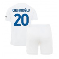 Camisa de time de futebol Inter Milan Hakan Calhanoglu #20 Replicas 2º Equipamento Infantil 2023-24 Manga Curta (+ Calças curtas)